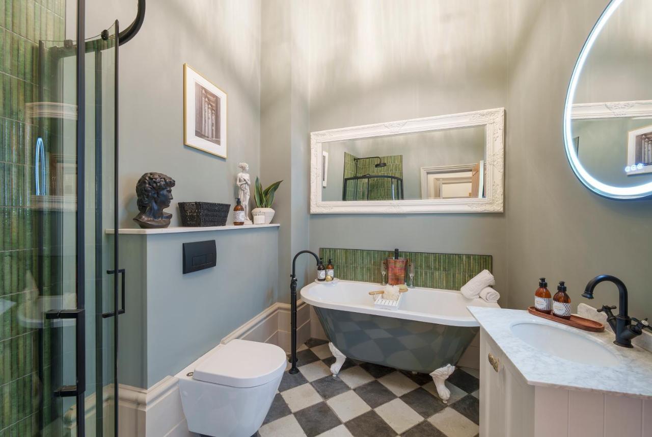 The Sovereign Suite - 2 Bedroom Apartment In Central Bristol By Mint Stays Bagian luar foto